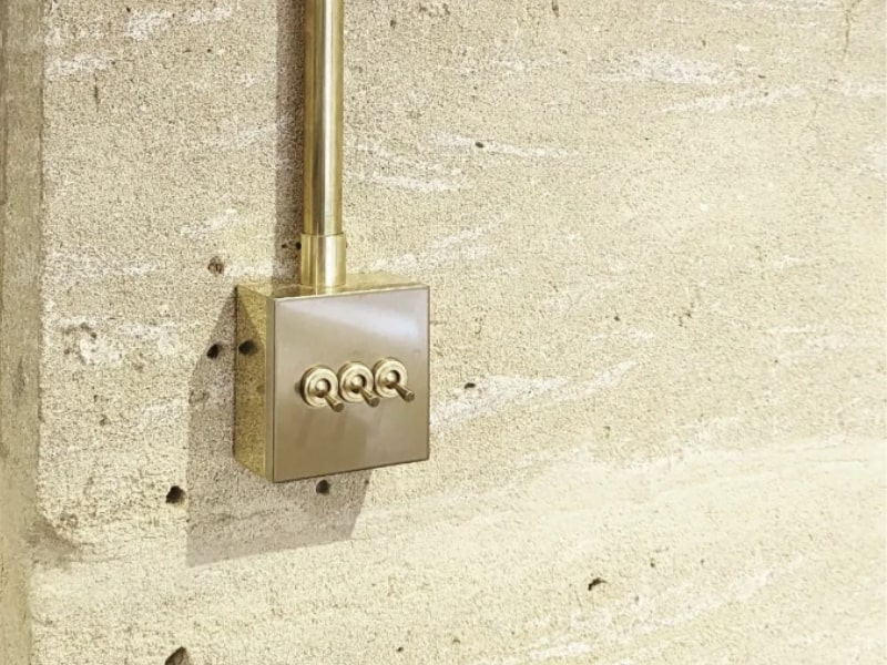 Light-switch